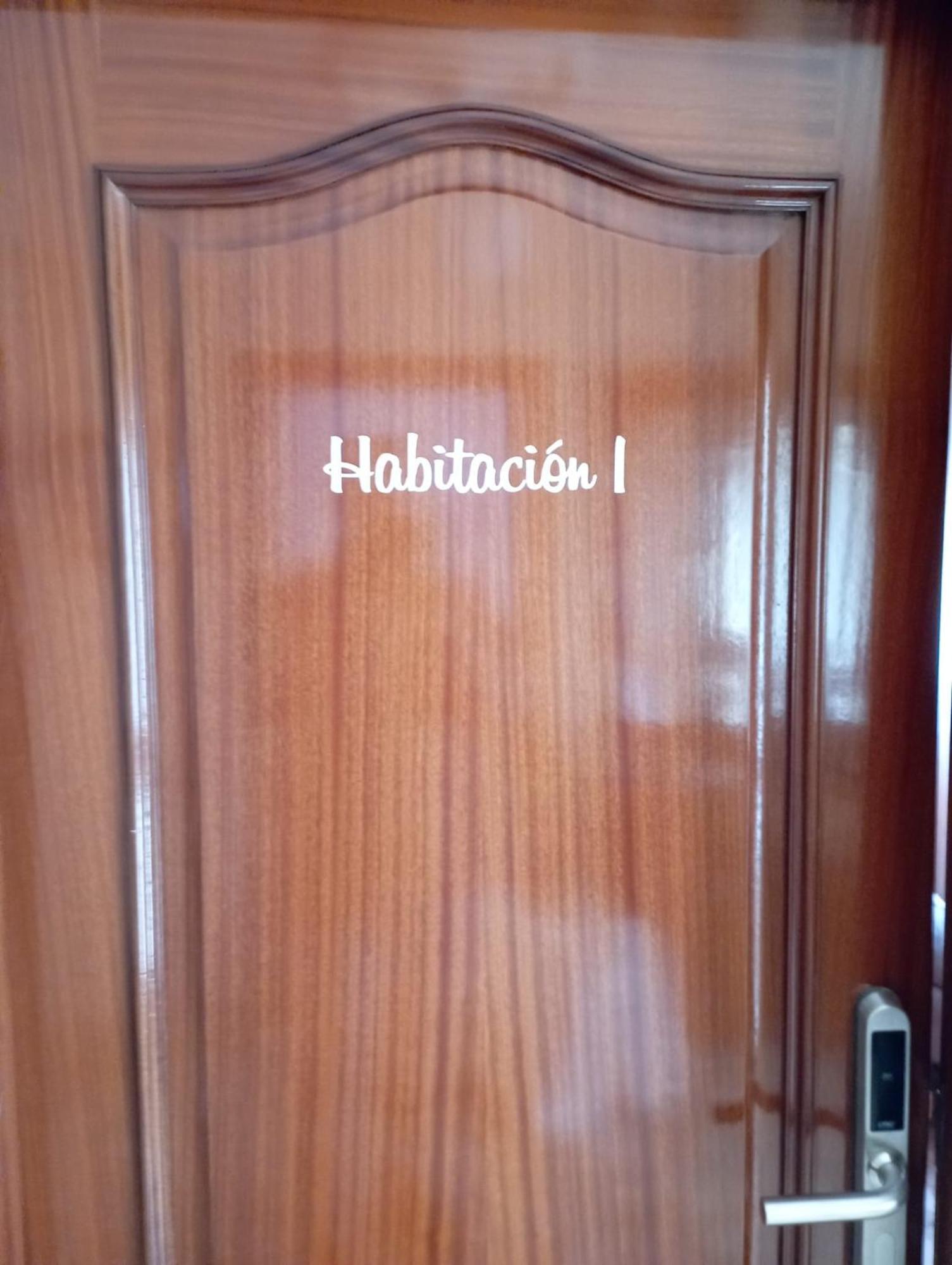Apartamento A Casa Do San Paio De Buscas Ordes Habitación foto